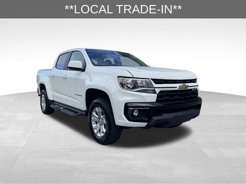 Used 2022 Chevrolet Colorado LT w/ LT Convenience Package image 3