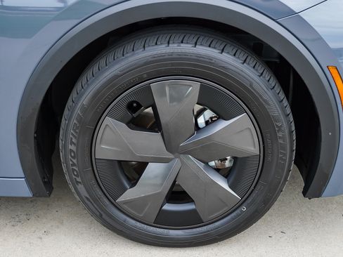 Certified 2025 Toyota Prius LE AWD/4WD image 10