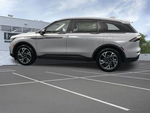 New 2026 Lincoln Nautilus Premier w/ Equipment Group 102A AWD/4WD image 2