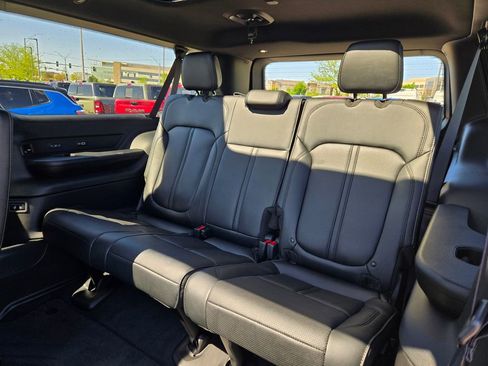 New 2026 Jeep Grand Wagoneer L Limited AWD/4WD image 30