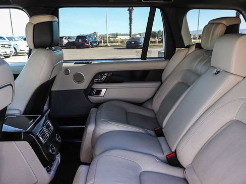 Used 2021 Land Rover Range Rover Long Wheelbase Autobiography image 20