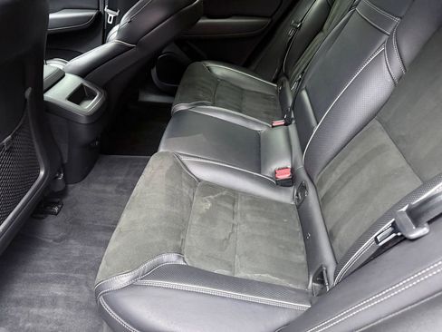 Used 2019 Volvo XC60 T6 R-Design w/ Protection Package Premier image 13