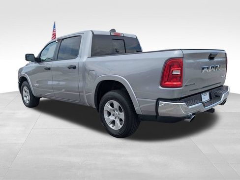 Used 2025 RAM 1500 Big Horn AWD/4WD image 7