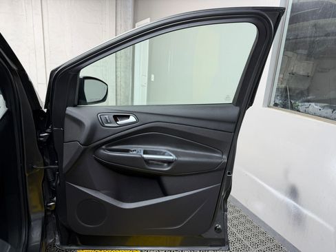 Used 2015 Ford Escape Titanium w/ Equipment Group 301A image 25