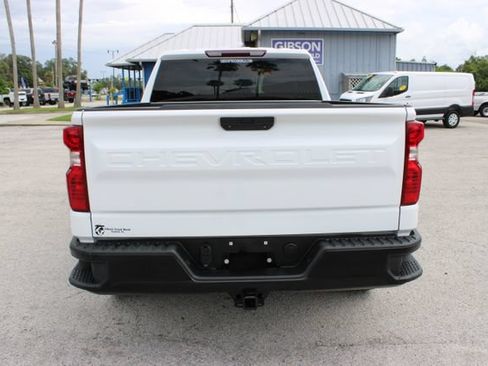 Used 2022 Chevrolet Silverado 1500 W/T w/ Z71 Off-Road Package AWD/4WD image 9