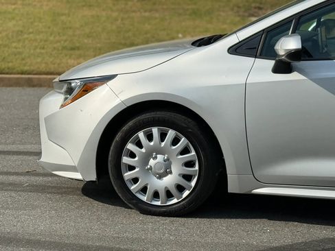 Used 2020 Toyota Corolla LE image 8