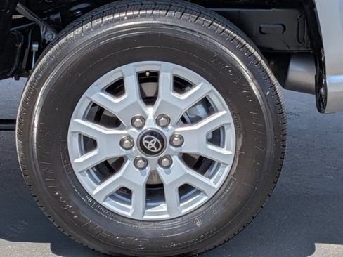 Used 2026 Toyota Tacoma SR5 AWD/4WD image 13