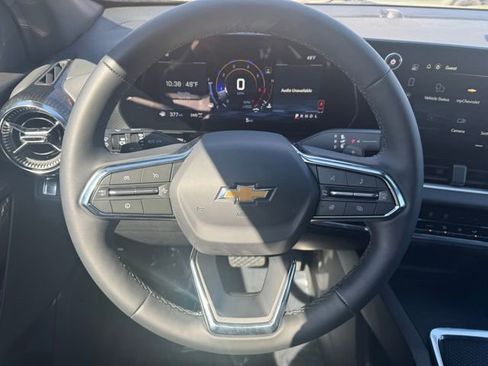 New 2026 Chevrolet Equinox LT AWD/4WD image 26