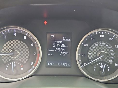 Used 2019 Hyundai Elantra SE FWD image 13