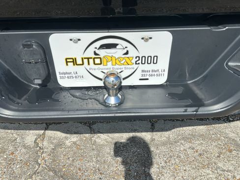 Used 2024 Jeep Gladiator Sport AWD/4WD image 24