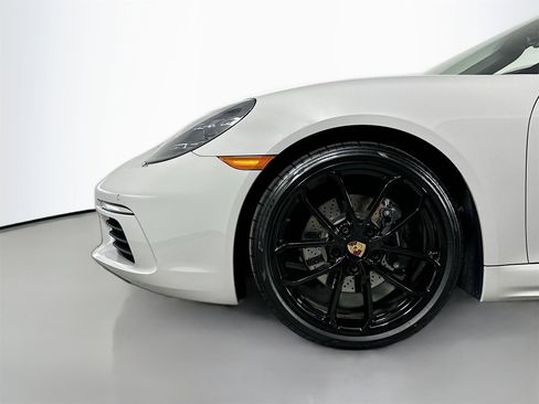 Certified 2024 Porsche 718 Boxster image 11