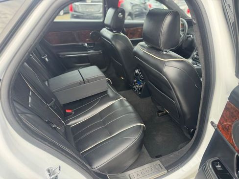 Used 2013 Jaguar XJ AWD image 19