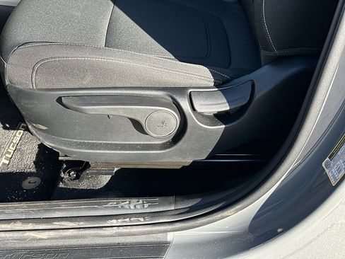 Certified 2024 Hyundai Tucson SE image 25