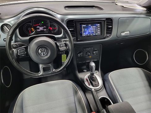Used 2016 Volkswagen Beetle 1.8T Denim image 27
