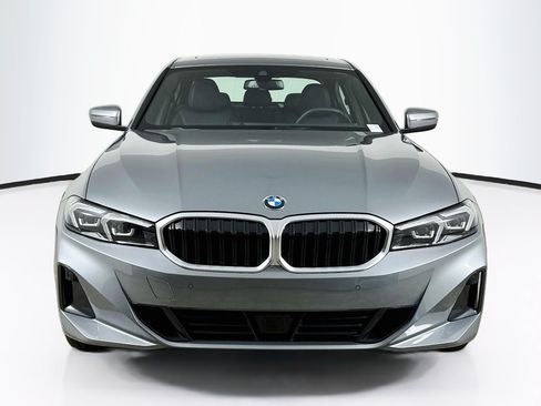 Used 2026 BMW 330i Sedan RWD image 2