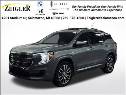 Used 2023 GMC Terrain Denali w/ Denali Premium Package