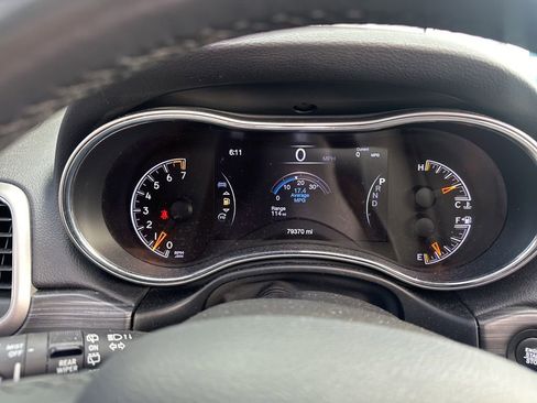 Used 2019 Jeep Grand Cherokee Altitude image 8