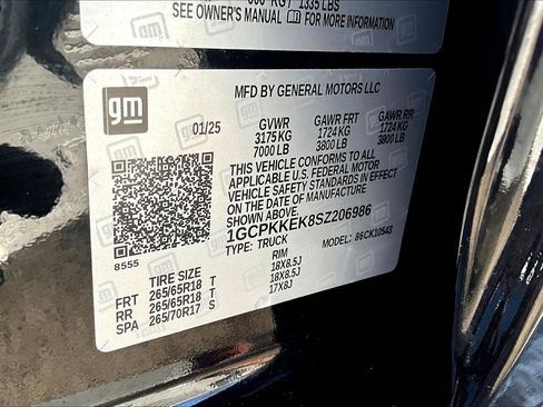 Used 2025 Chevrolet Silverado 1500 LT image 12