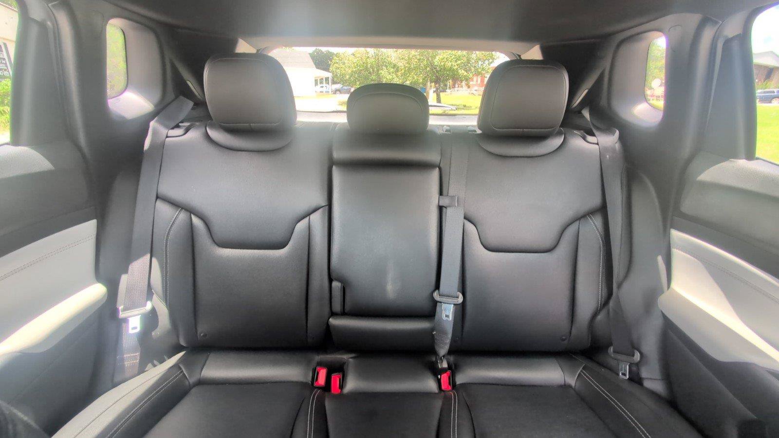Used 2025 Jeep Compass Limited AWD/4WD image 31
