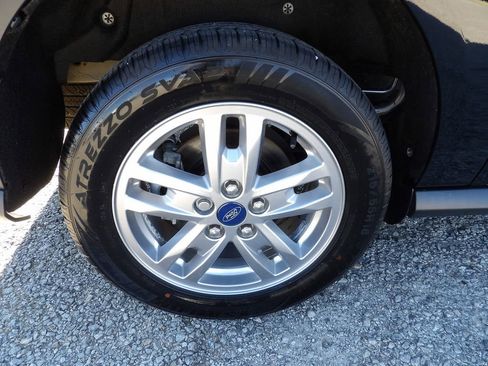 Used 2022 Ford Transit Connect XL image 55