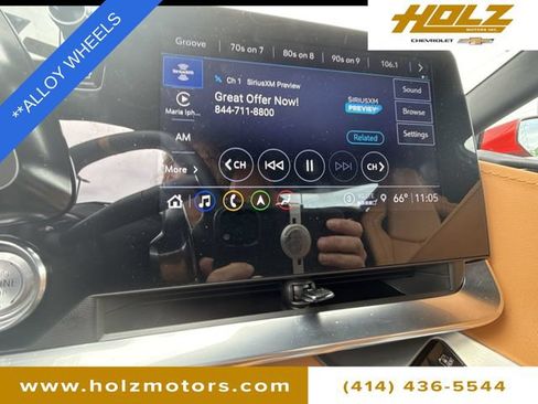 Used 2022 Chevrolet Corvette Stingray Preferred Cpe w/ Engine Appearance Package RWD image 14