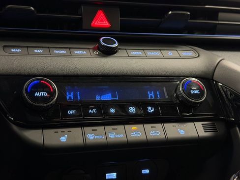 New 2025 Hyundai Elantra N Base image 20