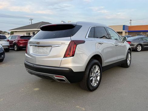 Used 2020 Cadillac XT5 Premium Luxury FWD image 6
