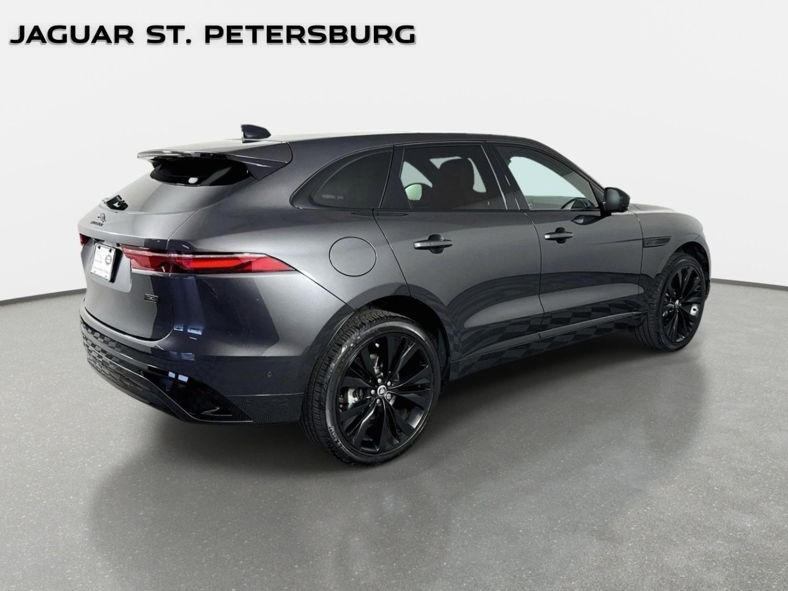 Used 2026 Jaguar F-PACE R-Dynamic S AWD/4WD image 5