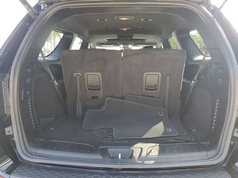 Used 2024 Dodge Durango GT RWD image 11