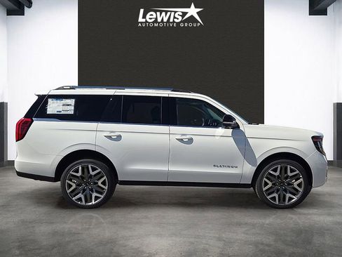 Used 2026 Ford Expedition Platinum w/ Platinum Ultimate Package AWD/4WD image 5