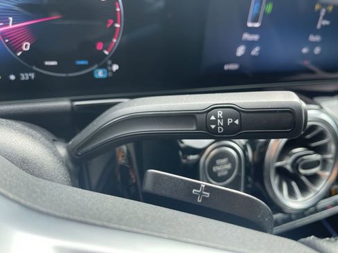 Used 2025 Mercedes-Benz GLA 250 image 22