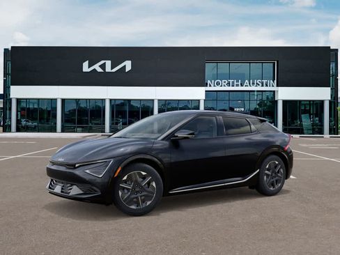 New 2026 Kia EV6 Light RWD image 3