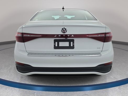 New 2026 Volkswagen Jetta SE image 6