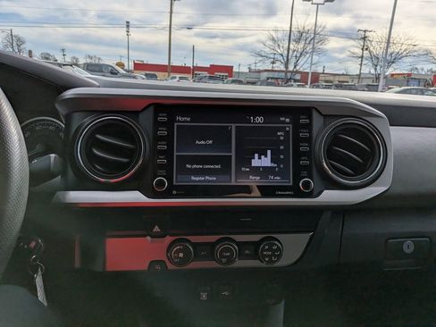 Used 2020 Toyota Tacoma SR5 image 18