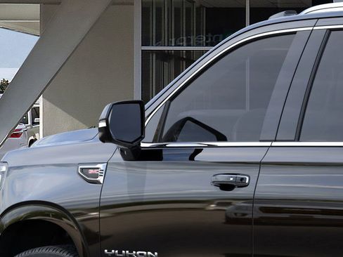 New 2026 GMC Yukon XL Elevation image 12