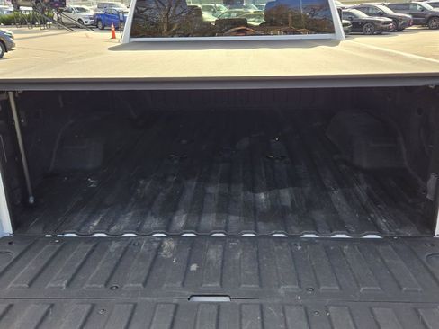 Used 2022 GMC Sierra 3500 SLT w/ Gooseneck/5TH Wheel Package image 16