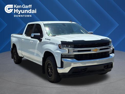 Used 2021 Chevrolet Silverado 1500 LT w/ Bed Protection Package AWD/4WD image 1