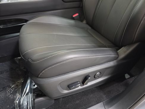 Certified 2026 INFINITI QX60 Luxe w/ Cargo Package AWD/4WD image 26