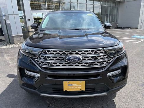 Certified 2022 Ford Explorer Limited w/ Limited Technology Package AWD/4WD image 8