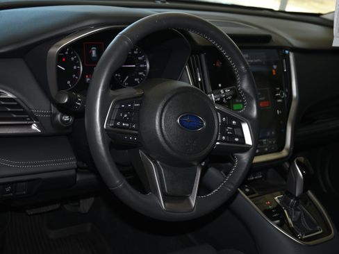 Used 2025 Subaru Outback Touring image 9