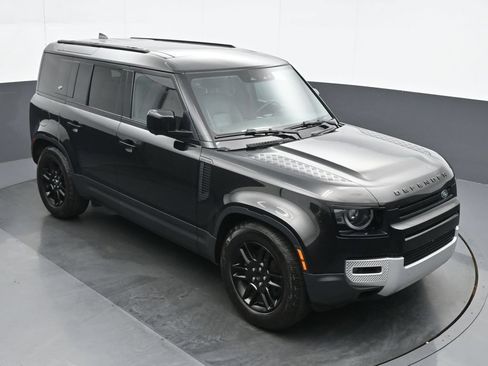 Used 2024 Land Rover Defender 110 S AWD/4WD image 24