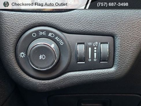 Used 2022 Jeep Cherokee Altitude image 9