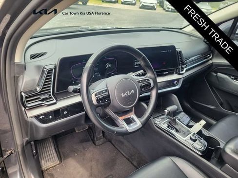 Certified 2024 Kia Sportage EX FWD image 9