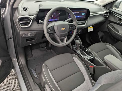 New 2026 Chevrolet TrailBlazer LT image 2