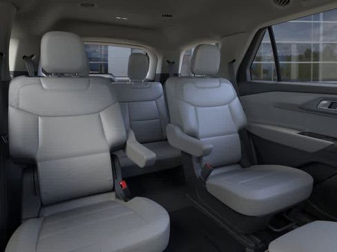 New 2025 Ford Explorer Active w/ Active Comfort Package RWD image 11