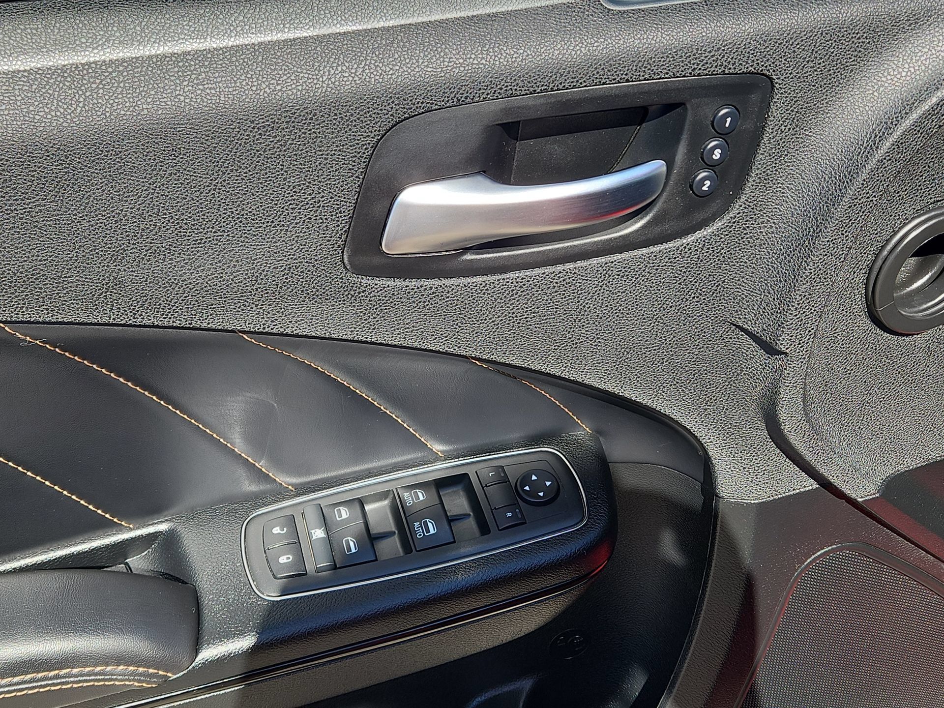 Certified 2018 Dodge Charger R/T RWD image 15