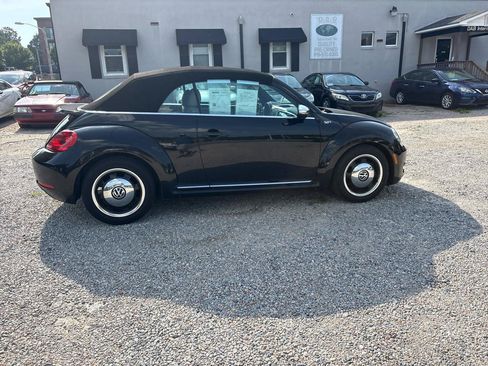 Used 2013 Volkswagen Beetle 2.5 FWD image 31