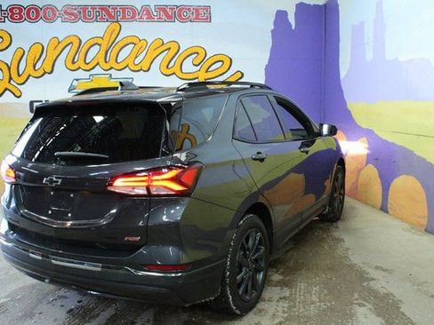 Used 2022 Chevrolet Equinox RS image 8