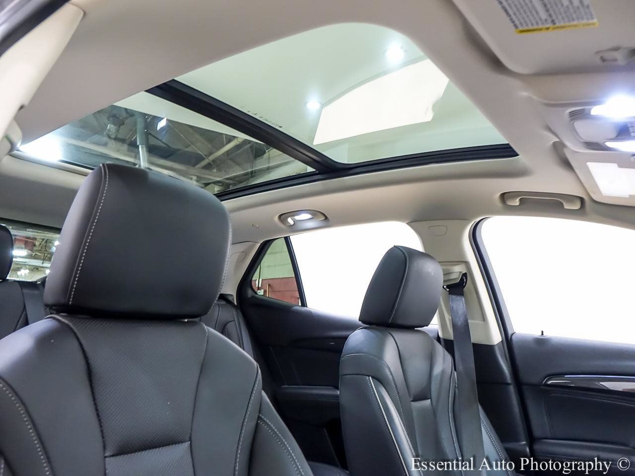 Used 2022 Buick Envision Essence w/ Safety Package AWD/4WD image 34