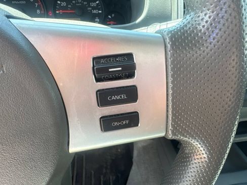 Used 2018 Nissan Frontier SV RWD image 21